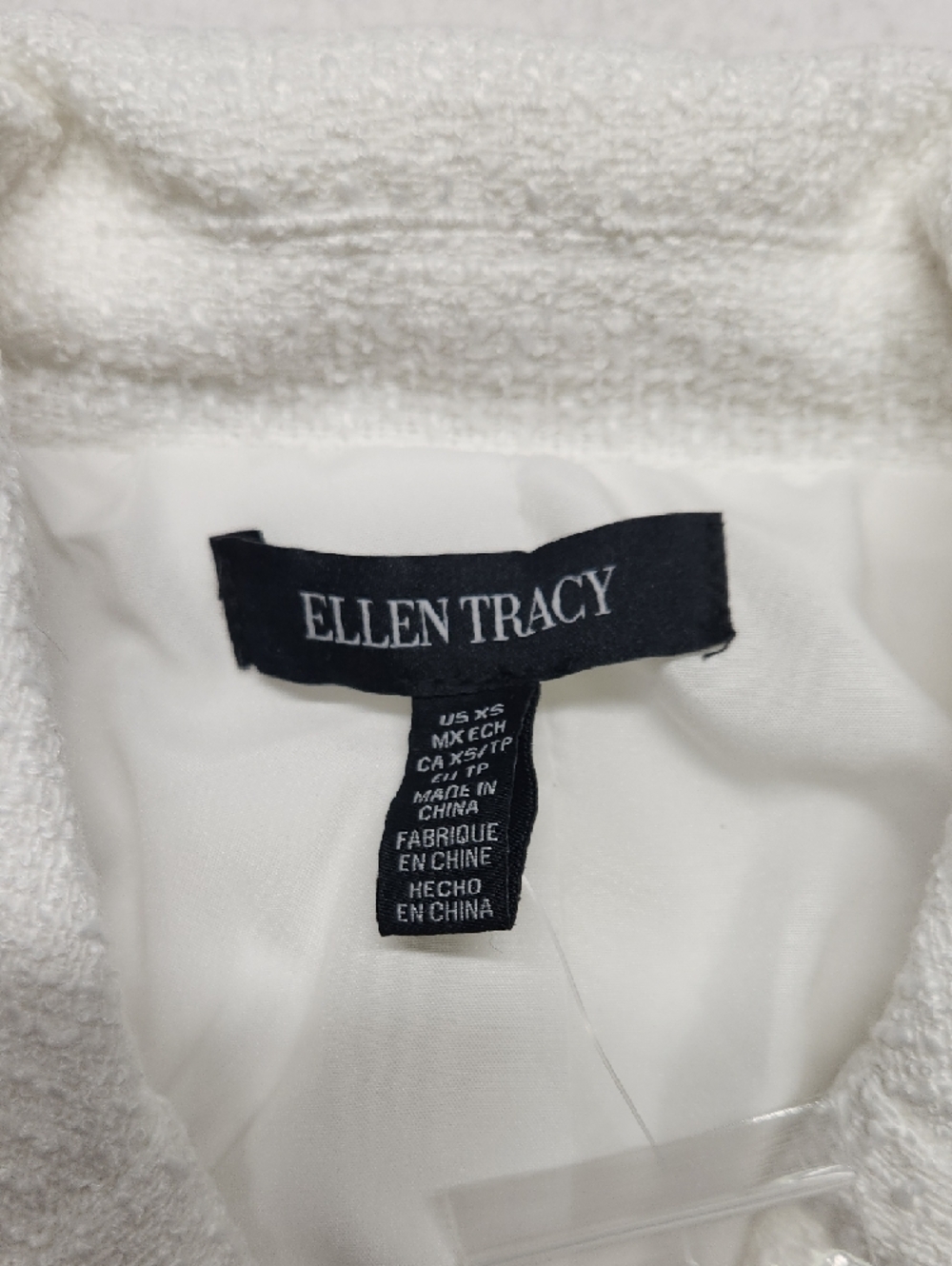 Ellen Tracy-White Tweed Blazer with Black Trim and Pearl Buttons Size XS 0075 - Picture 5 of 6